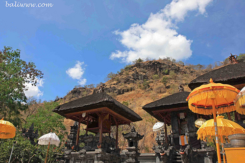 kerta-kawat-temple2 kerta-kawat-temple2