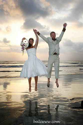 To hold your precious wedding ceremony in the paradise island of Bali can be