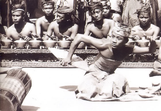 Gamelan-Gong-Kebyar